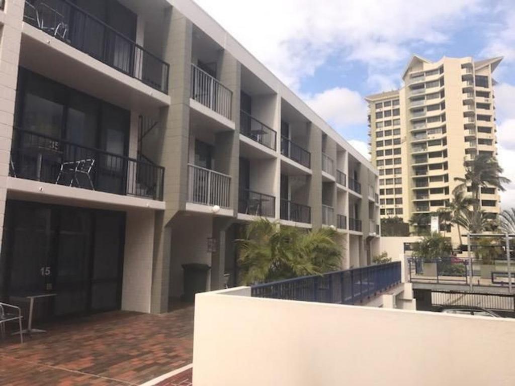 37/2877 Gold Coast Hwy, Surfers Paradise, QLD 4217