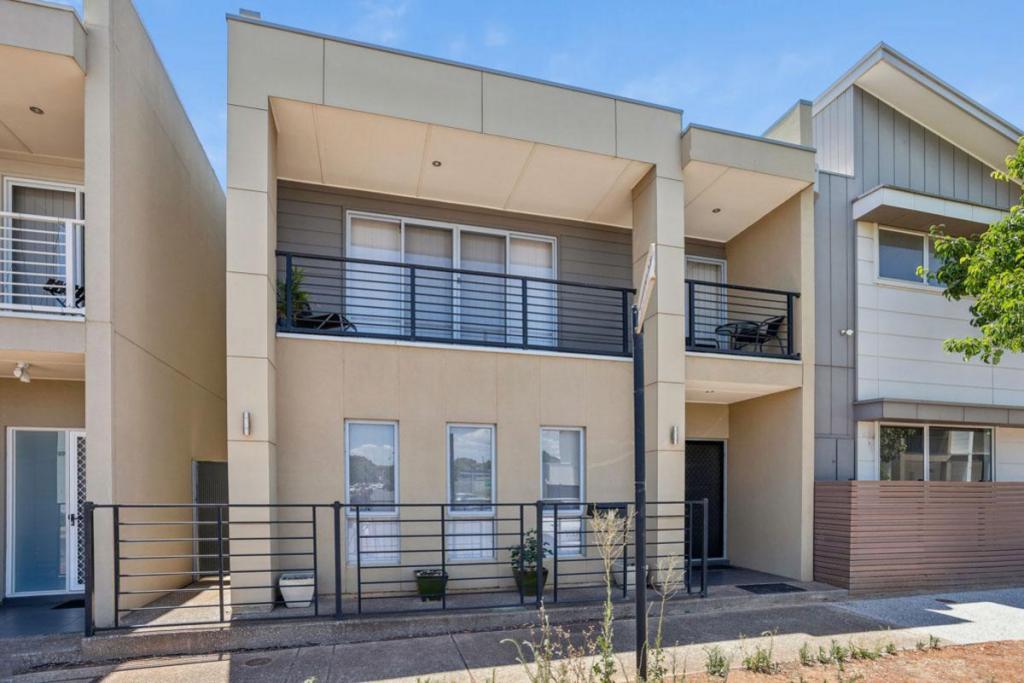 17 Adamson St, Blakeview, SA 5114