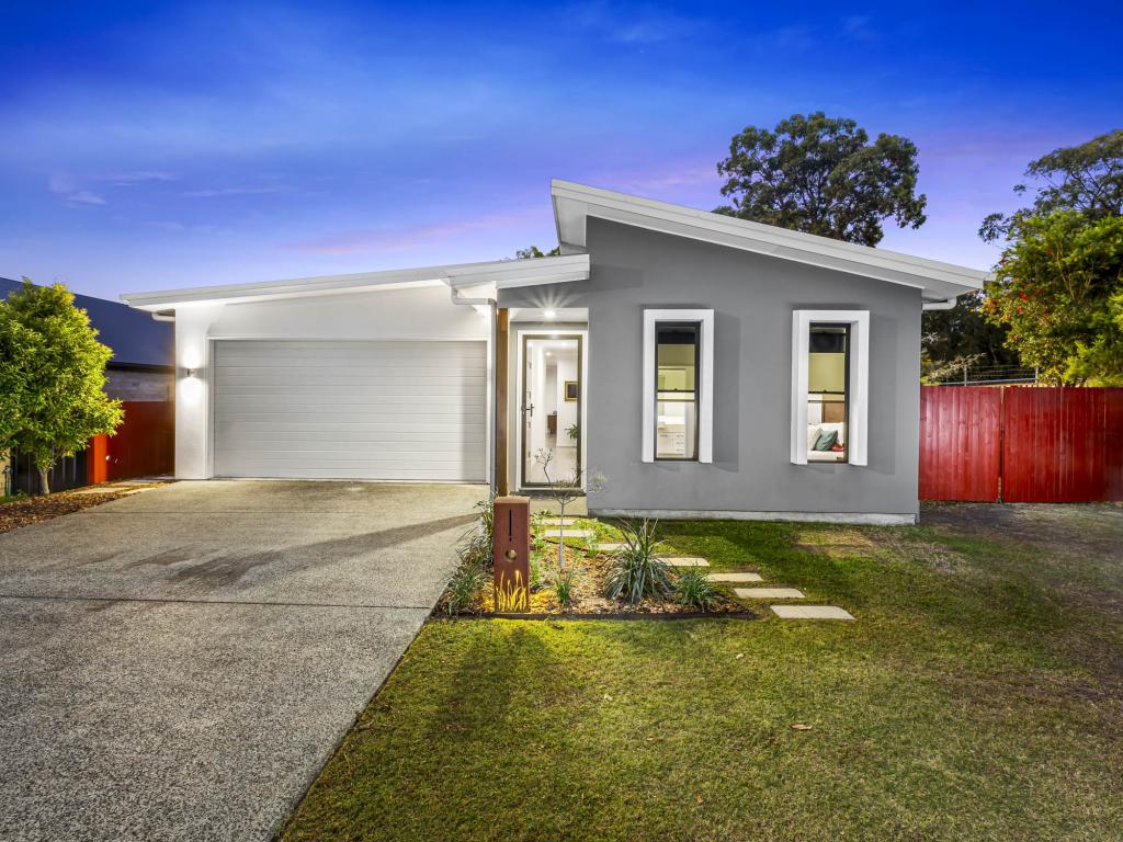 57 GREENHAVEN CCT, NARANGBA, QLD 4504