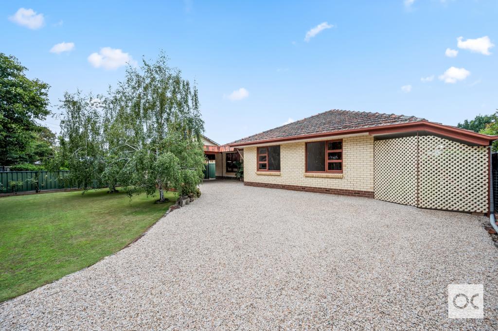 26 BIRKDALE AVE, CLARENCE PARK, SA 5034