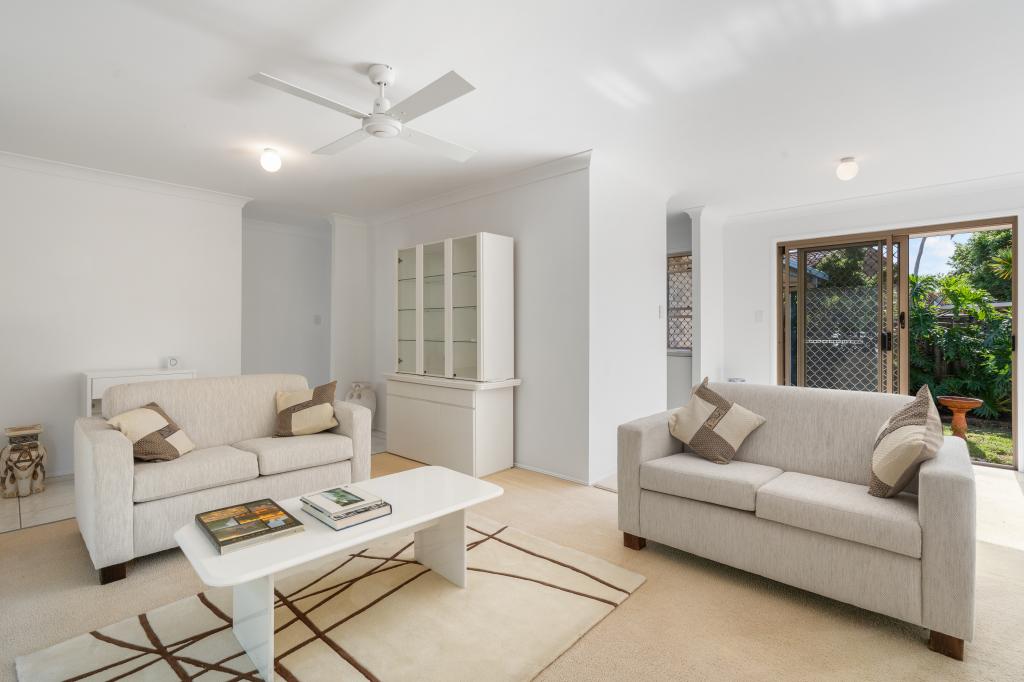 31 Galeen Dr, Burleigh Waters, QLD 4220