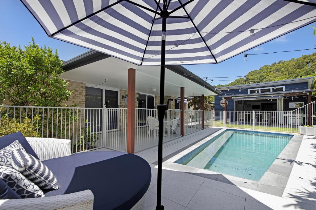 1 Broome St, Currumbin Waters, QLD 4223