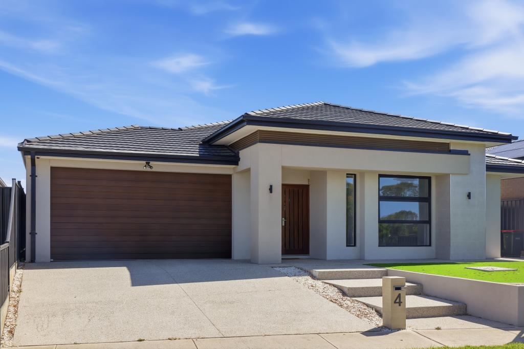 4 Brasswood Cl, Werribee, VIC 3030