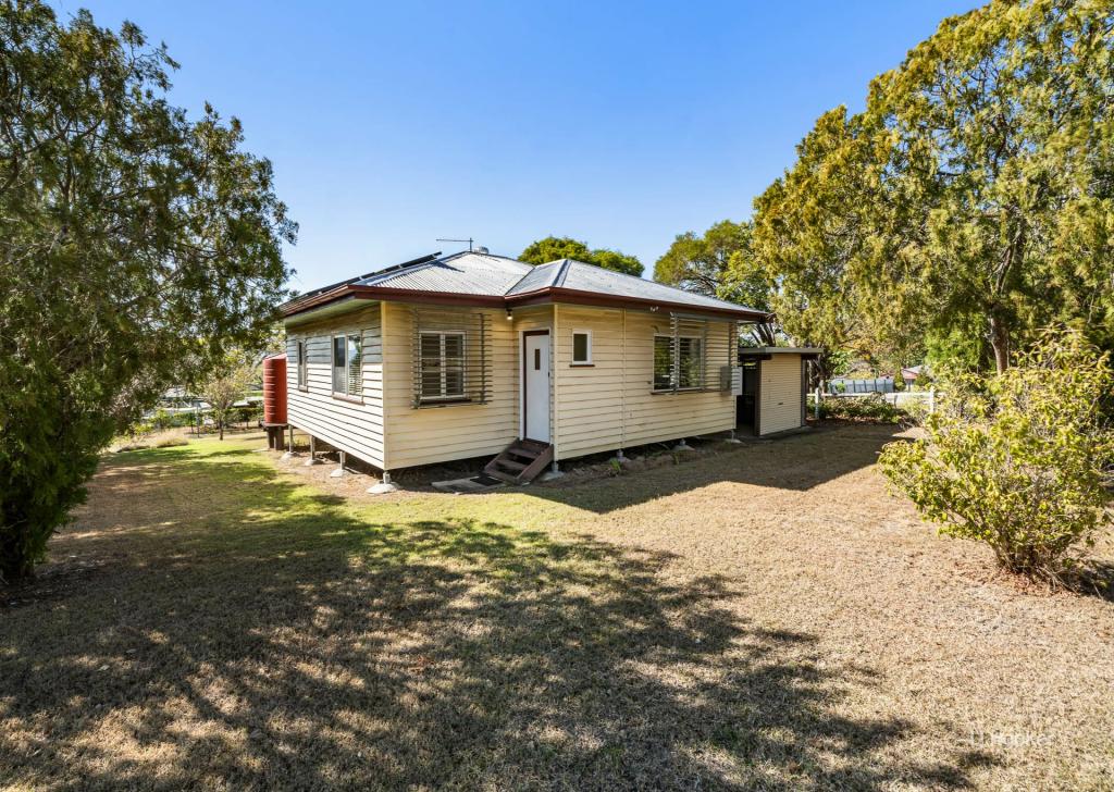 16 Drem St, Toogoolawah, QLD 4313