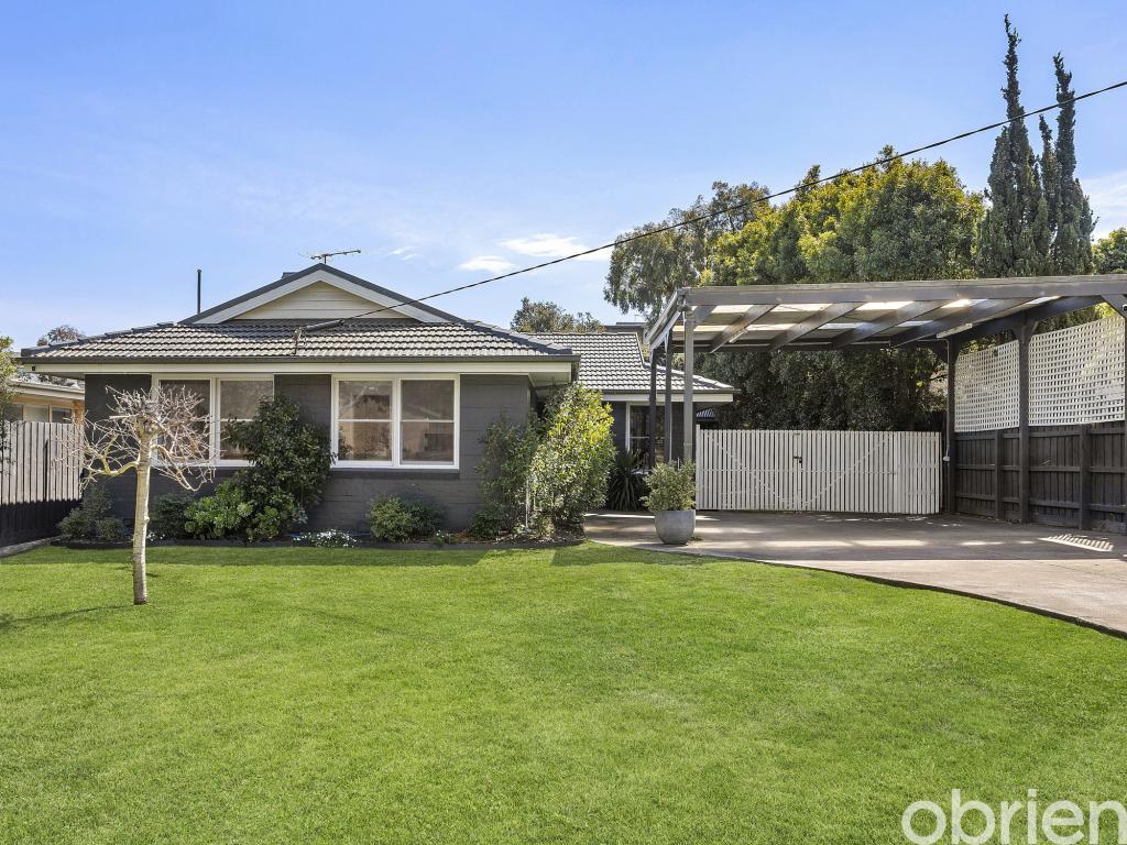34 Blaxland Ave, Frankston South, VIC 3199