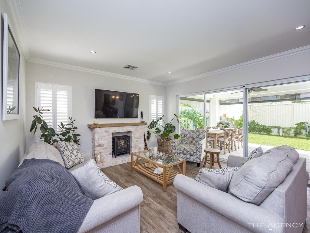 8a Kochia Ct, Heathridge, WA 6027