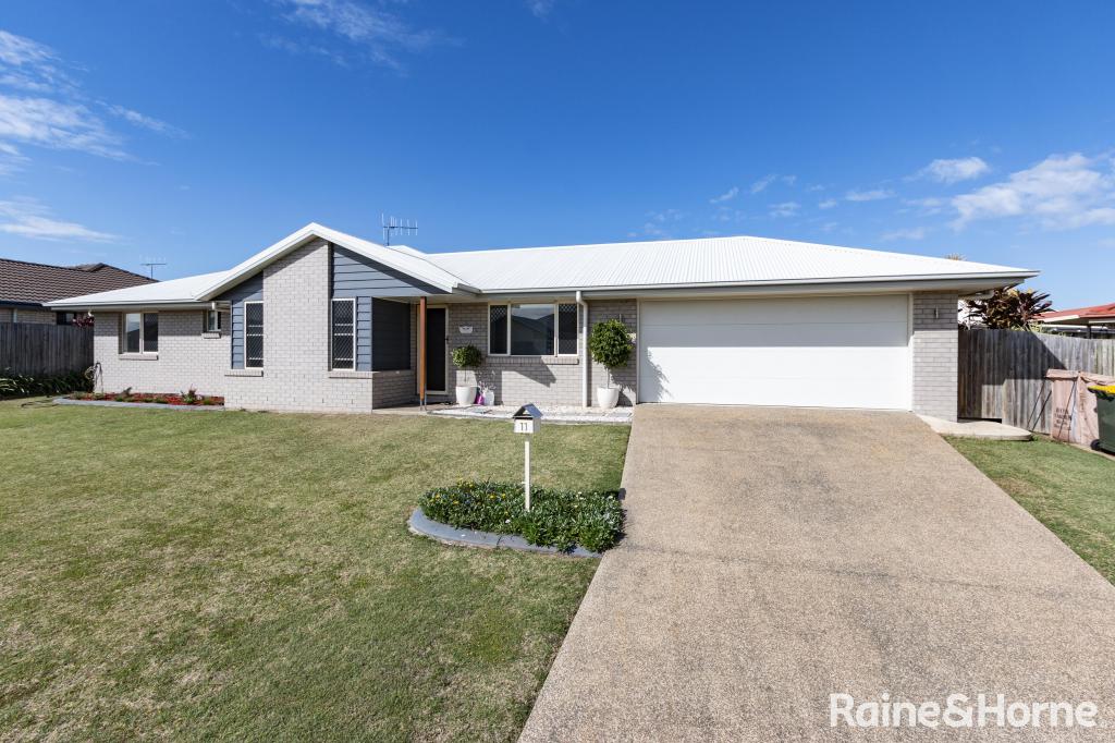 11 Toppers Dr, Coral Cove, QLD 4670