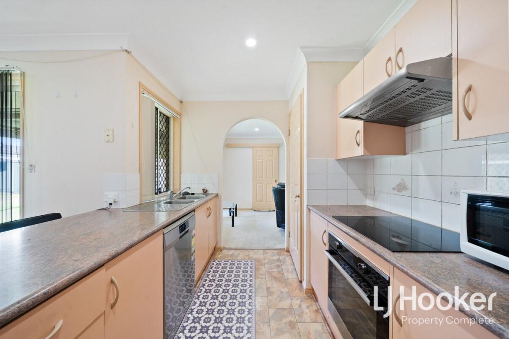 27 Fifth Ave, Marsden, QLD 4132