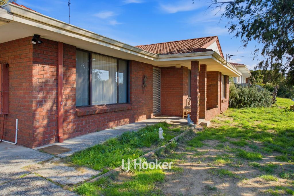 29 Westwood St, Withers, WA 6230