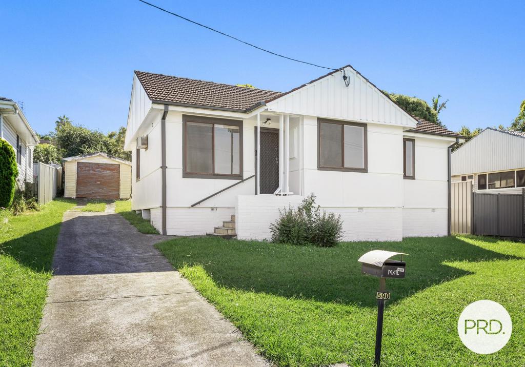590 Northcliffe Dr, Berkeley, NSW 2506