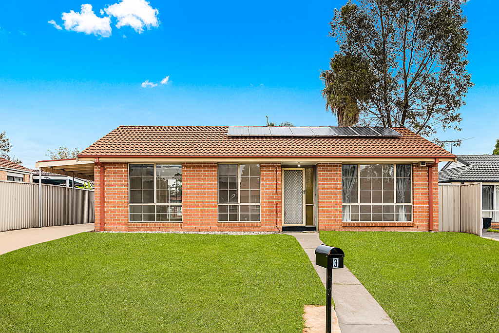 3 CARVOSSA PL, BLIGH PARK, NSW 2756