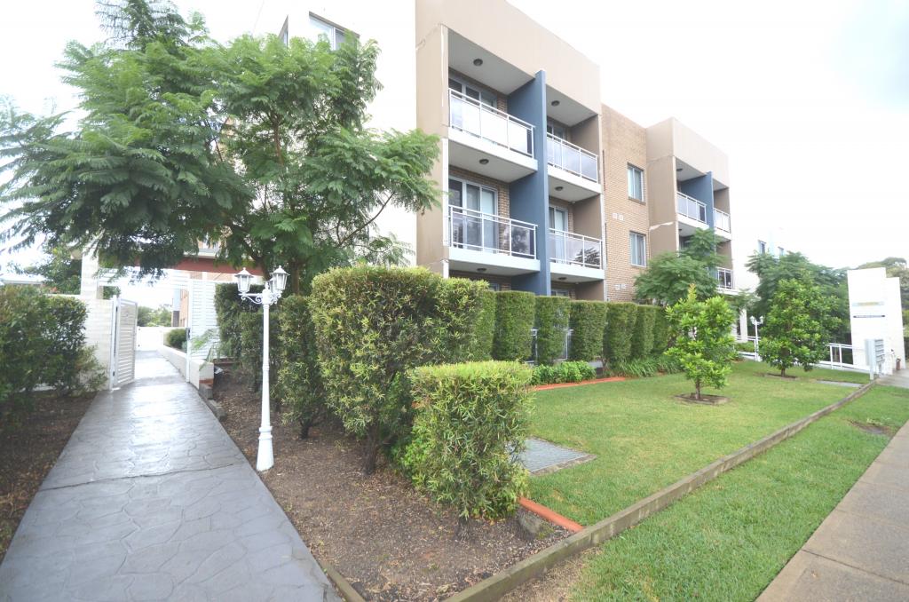 1/49-53 Wentworth Ave, Wentworthville, NSW 2145