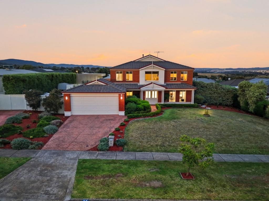 22 Maddison Cct, Darley, VIC 3340