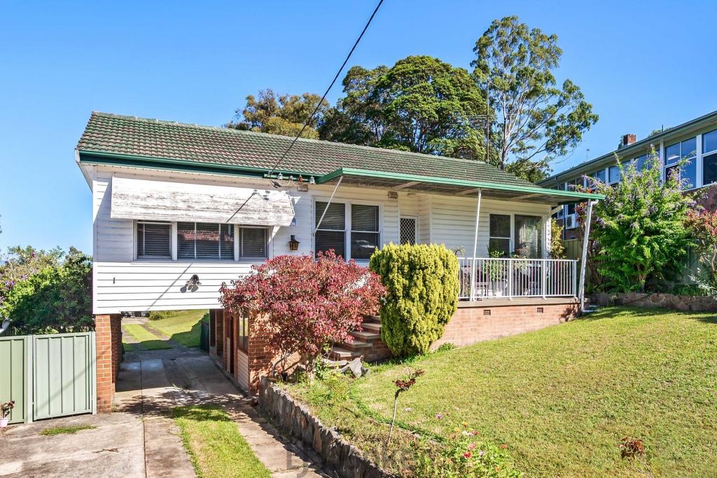 1 Augusta St, Warners Bay, NSW 2282