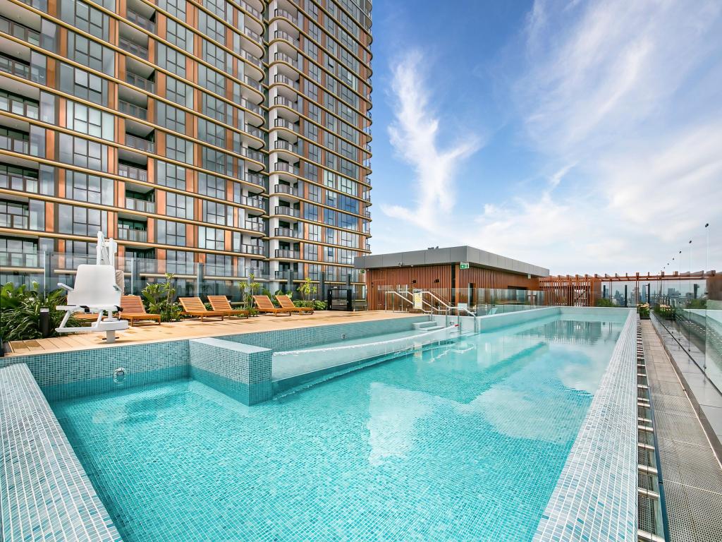 2407/88A CHRISTIE ST, ST LEONARDS, NSW 2065