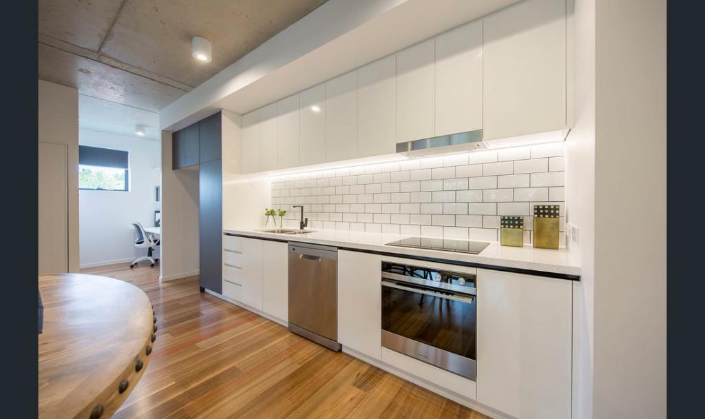 1 Hart St, Ashmore, QLD 4214