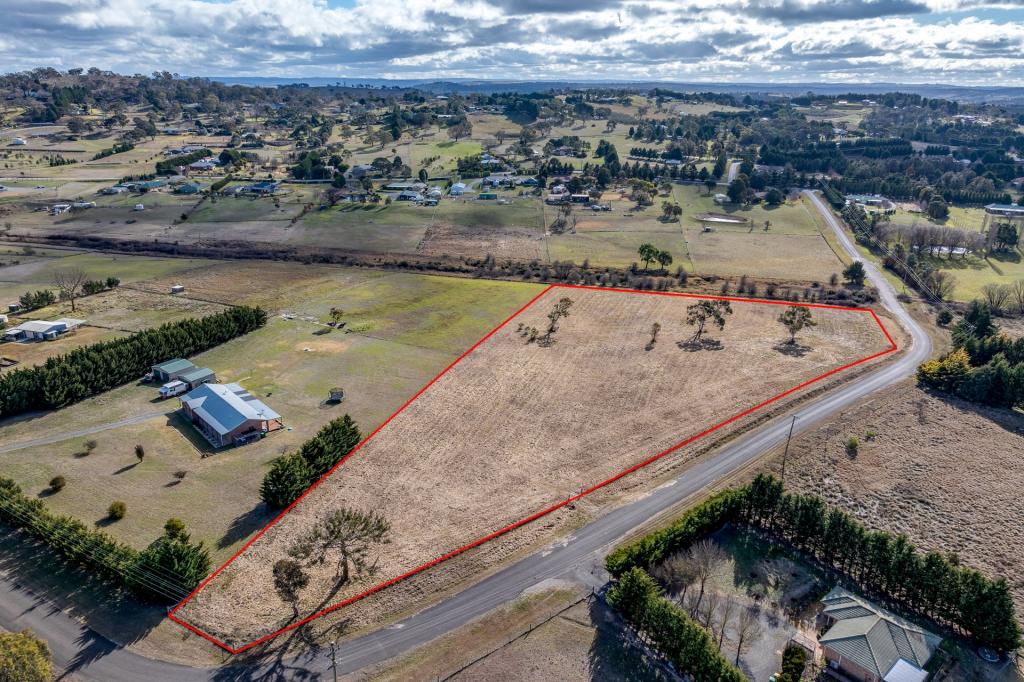 52 Greendale Cres, Run-O-Waters, NSW 2580