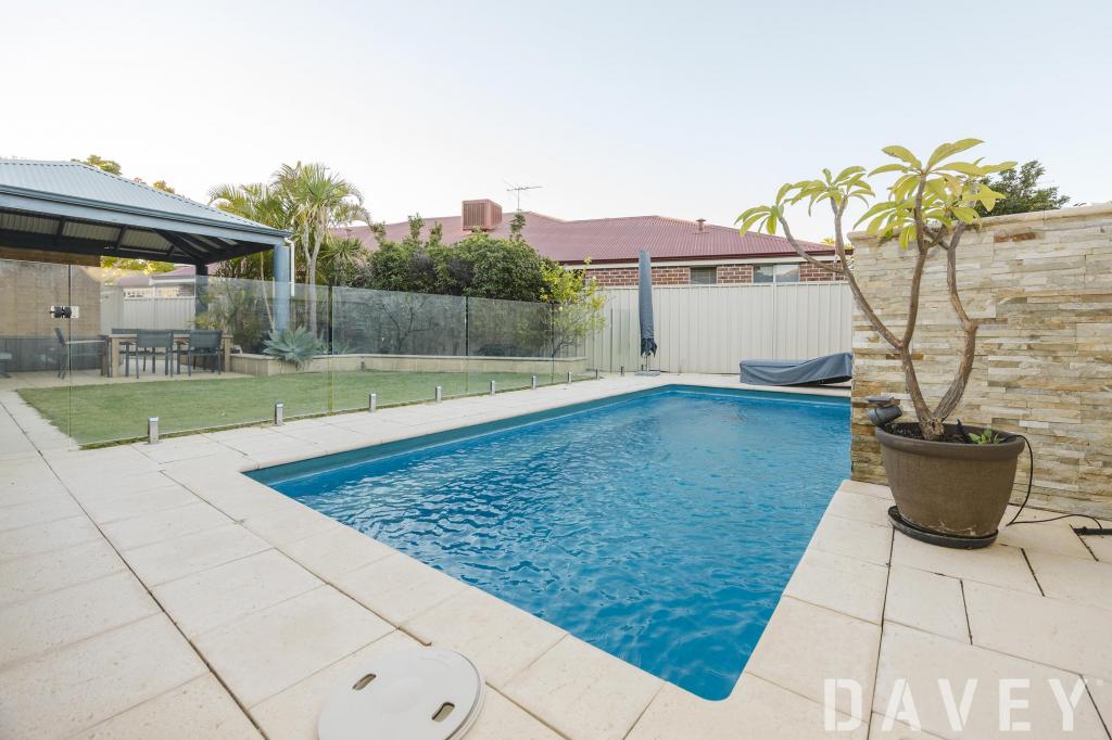 13 Mallee Way, Gwelup, WA 6018