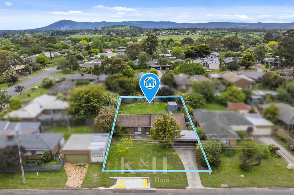52 Fersfield Rd, Gisborne, VIC 3437