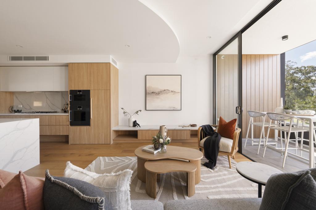 75 Jacaranda Pl, Indooroopilly, QLD 4068