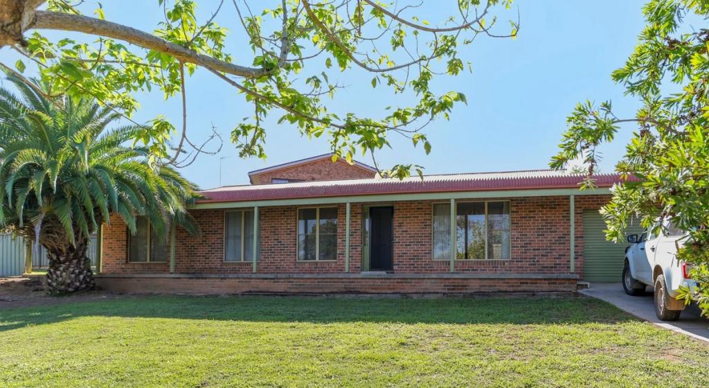 1 Berallah Pl, Cowra, NSW 2794