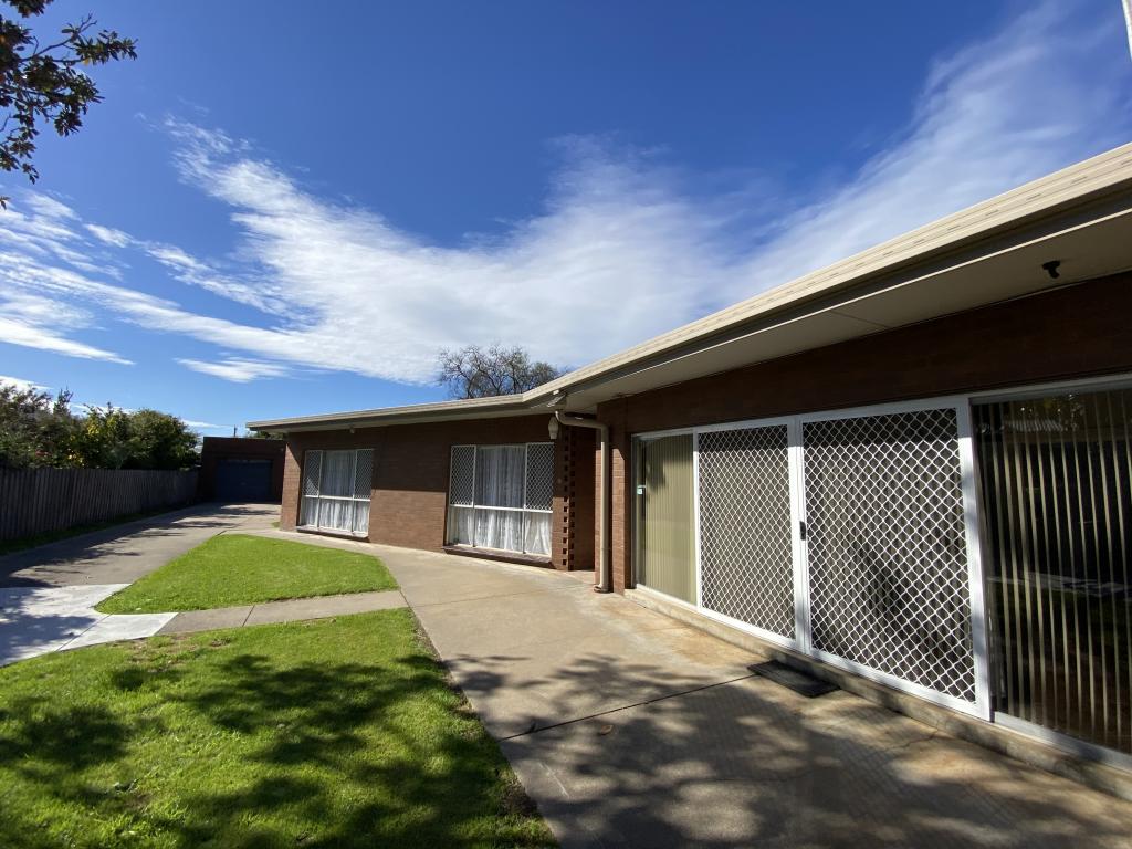 110-112 Elgin St, Sale, VIC 3850
