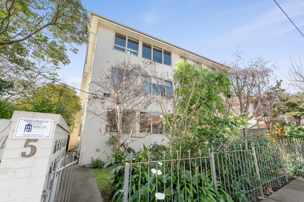 2/5 Gordon St, Toorak, VIC 3142