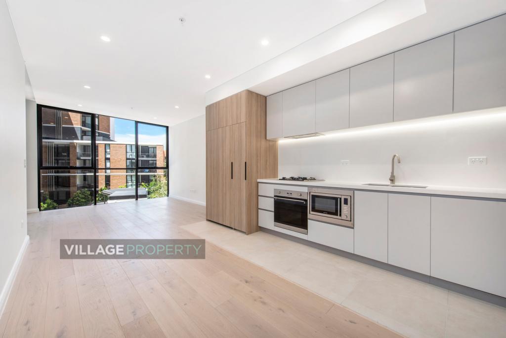 245/9 MAPLE TREE RD, WESTMEAD, NSW 2145