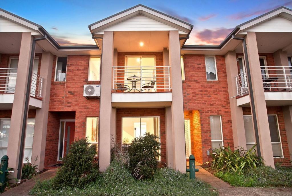 30 Buckhaven St, Deer Park, VIC 3023