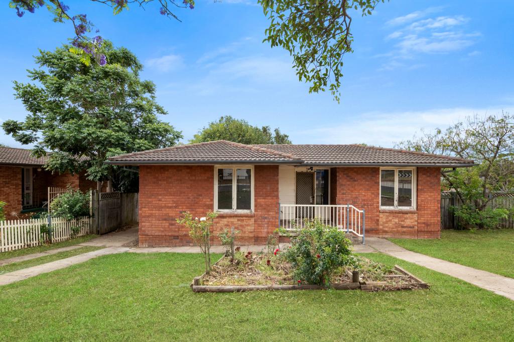 174 St Johns Rd, Bradbury, NSW 2560