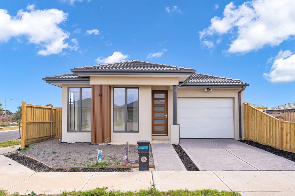 19 Farmington Rd, Wyndham Vale, VIC 3024