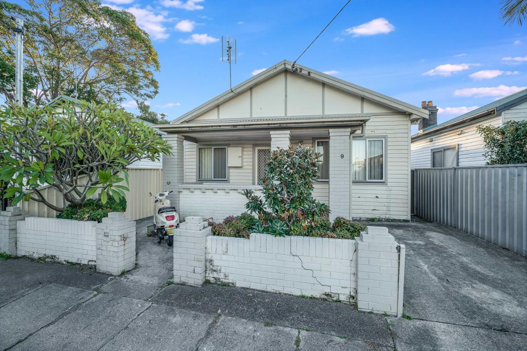 9 Baker St, Mayfield, NSW 2304