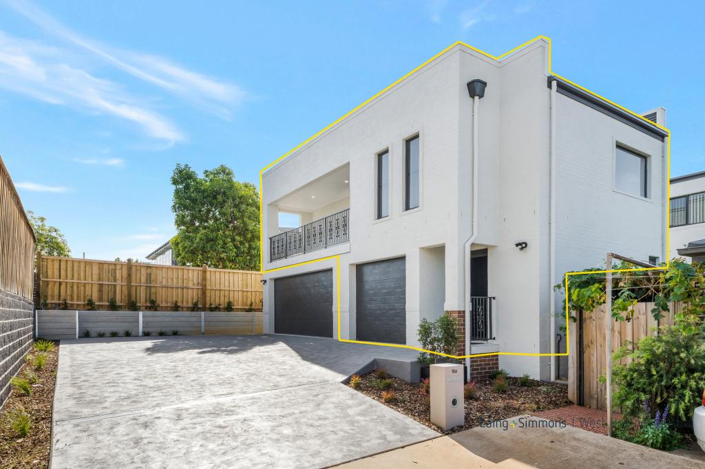 16b Van Pragg Lane, Oran Park, NSW 2570