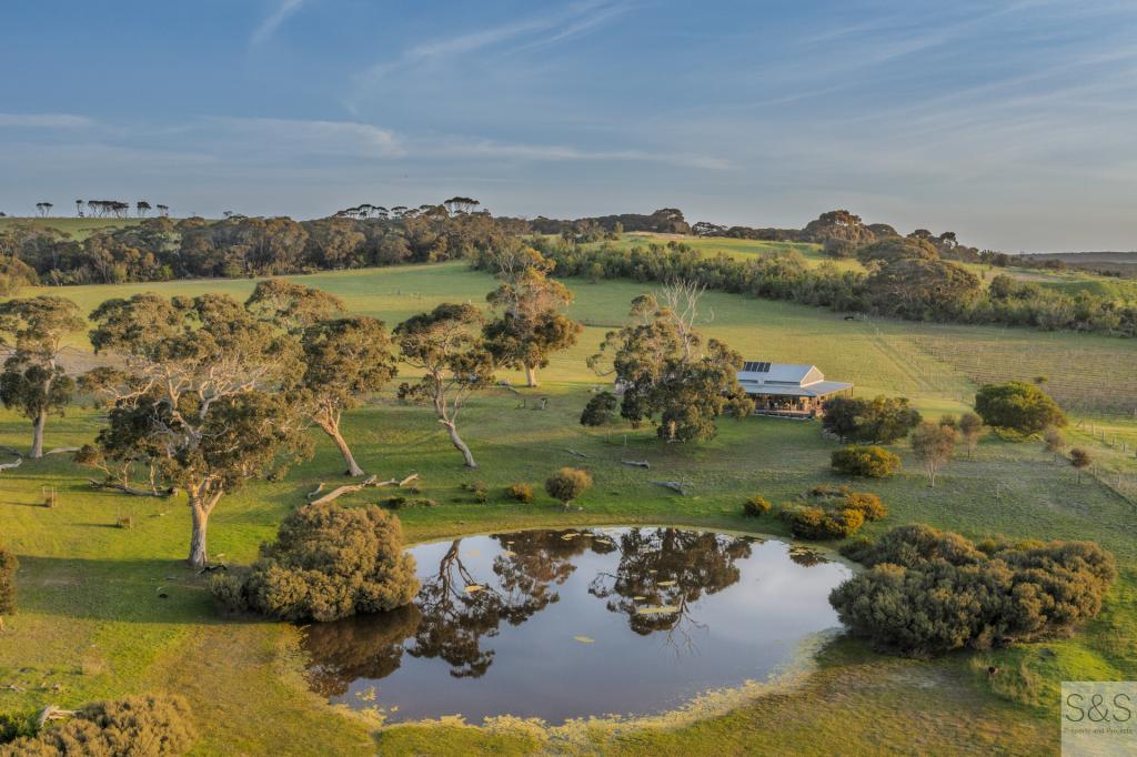 2015 Cape Willoughby Rd, Antechamber Bay, SA 5222
