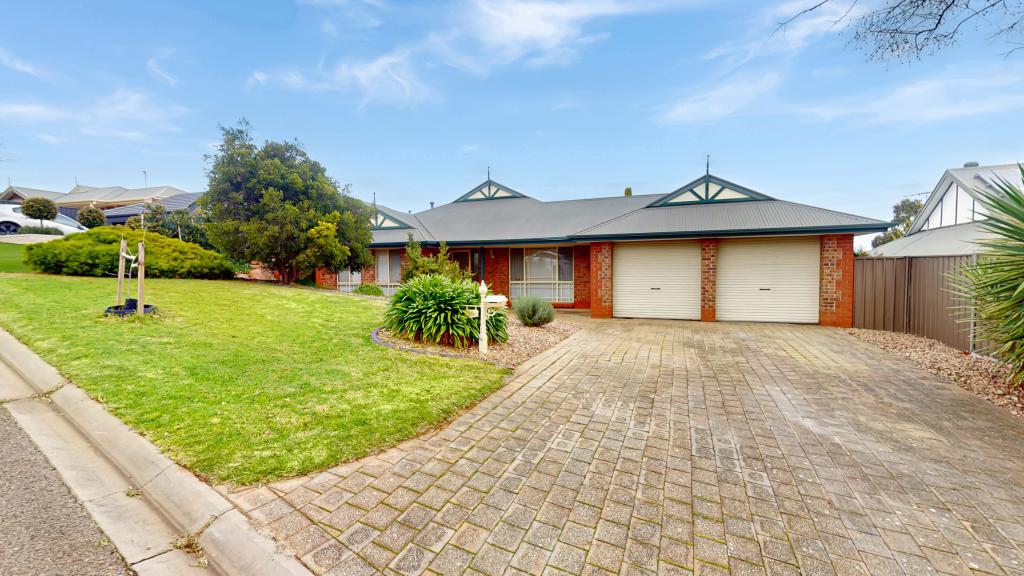 18 Essling Pl, Greenwith, SA 5125