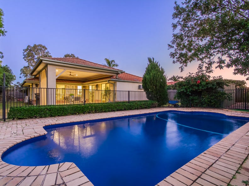 87 RIVER MEADOWS DR, UPPER COOMERA, QLD 4209