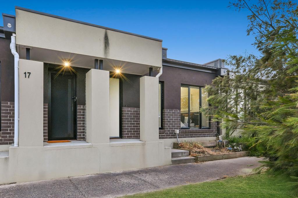 15 Fadden Mews, Officer, VIC 3809