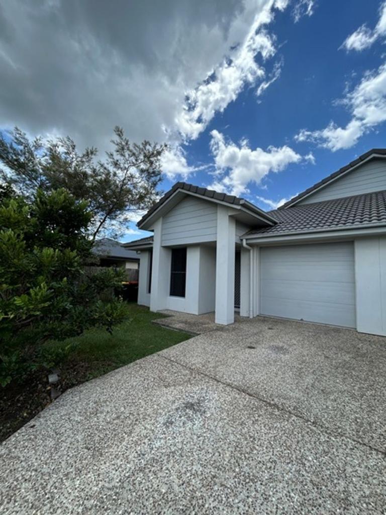 2/3 Carpet St, Caboolture South, QLD 4510