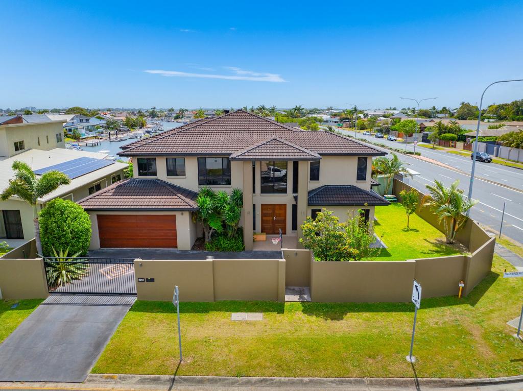 1 Tradewinds Ave, Paradise Point, QLD 4216