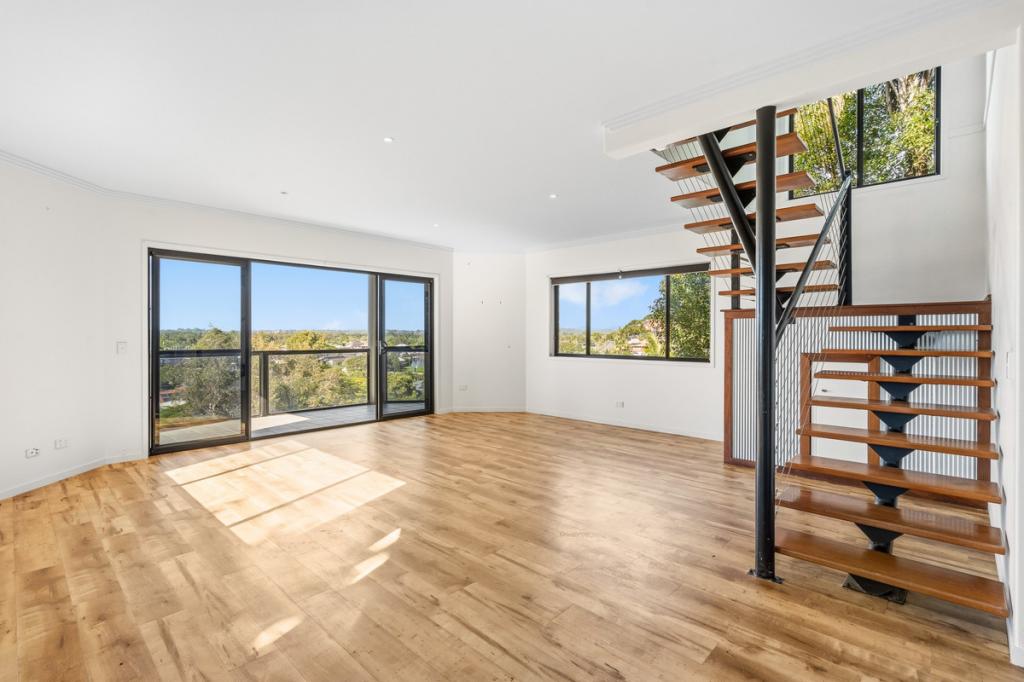 21 Mariners Cres, Banora Point, NSW 2486