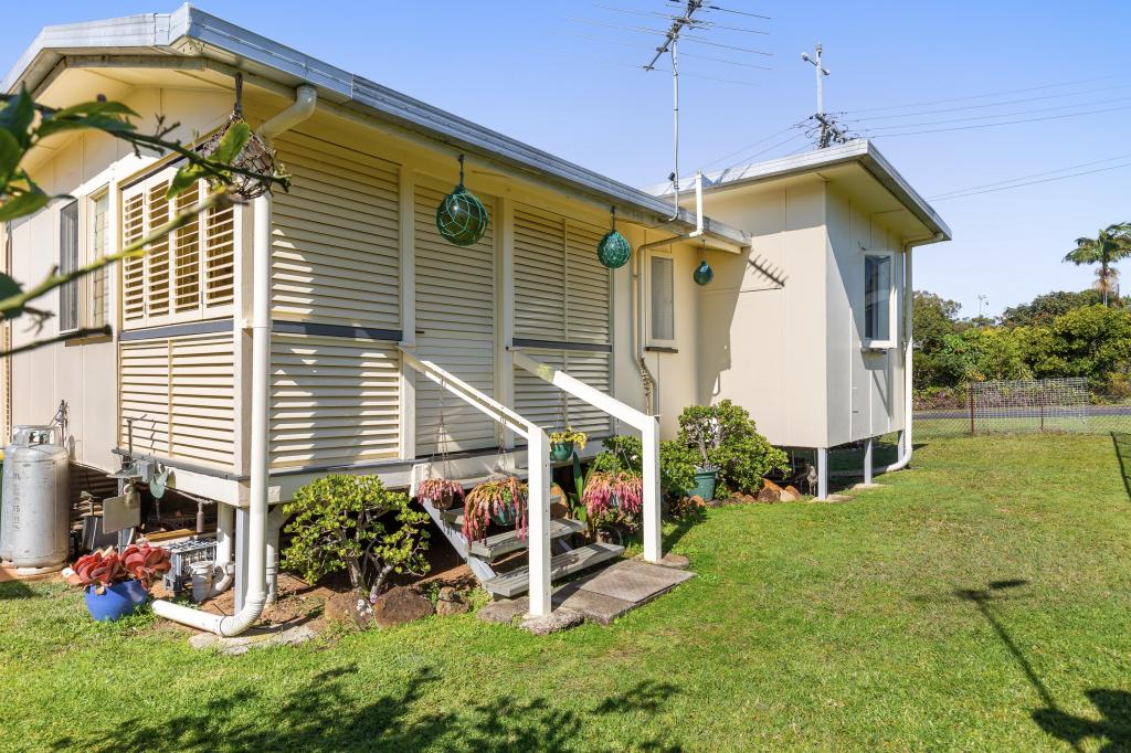 32 Petrie St, Dunwich, QLD 4183