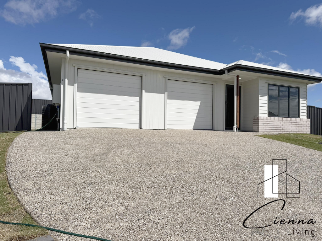 31b Gollan Cct, Kearneys Spring, QLD 4350