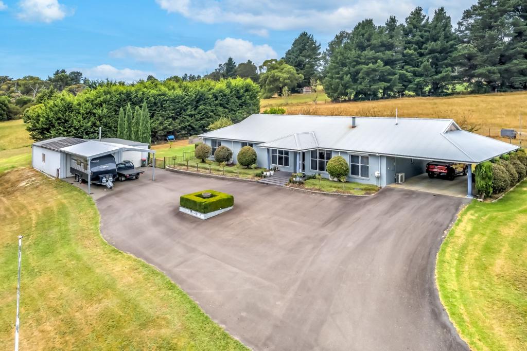 30 Meadow Lane, Newborough, VIC 3825