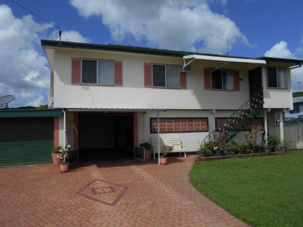 15 Cooper St, Ingham, QLD 4850