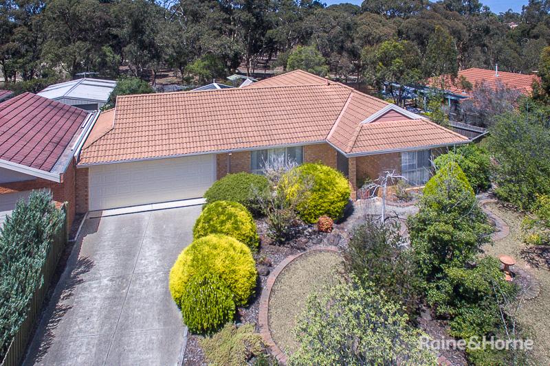 15 Allen Ct, Sunbury, VIC 3429