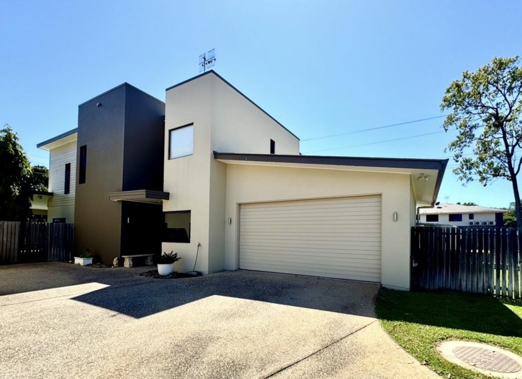 1, 2 & 3/15 GILBERT CT, MORANBAH, QLD 4744