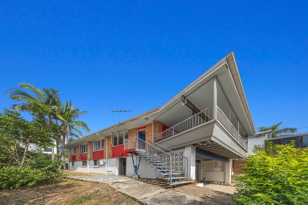 38 Fifth Ave, St Lucia, QLD 4067