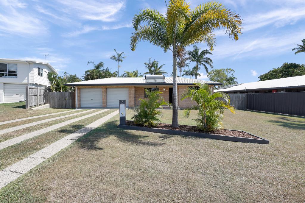 7 Karri Ct, Beaconsfield, QLD 4740