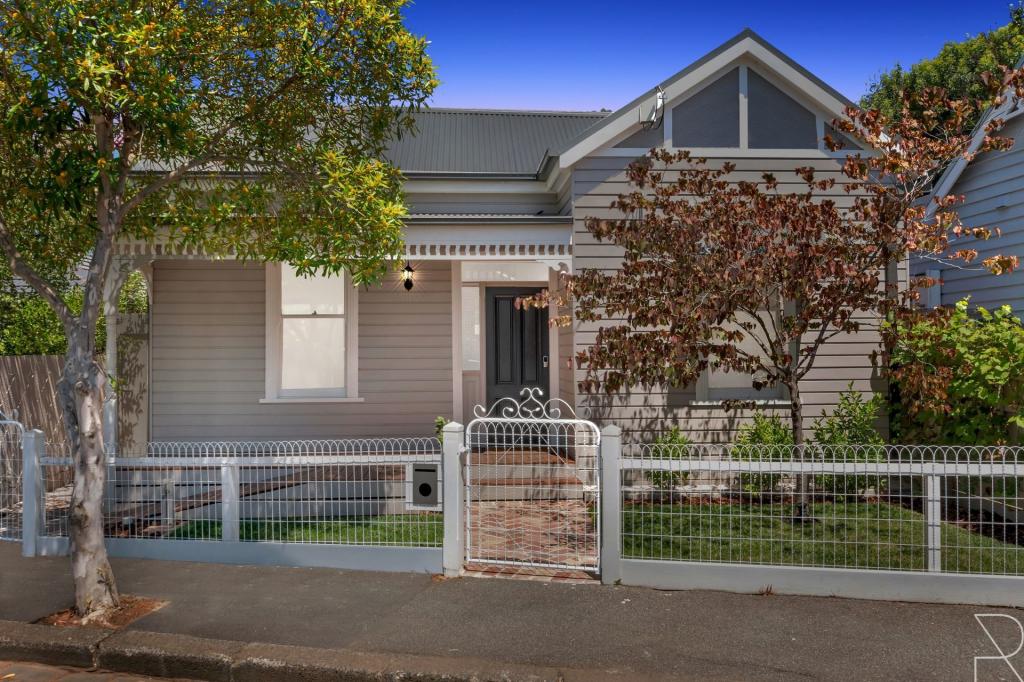 13 STURT ST, FLEMINGTON, VIC 3031