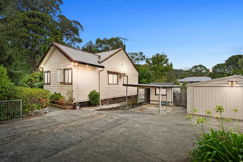 15 Stuart St, The Basin, VIC 3154